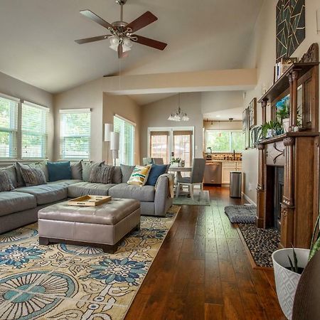 Comfortable, Family And Business Friendly 2Bd/2Ba House In North Austin Kültér fotó