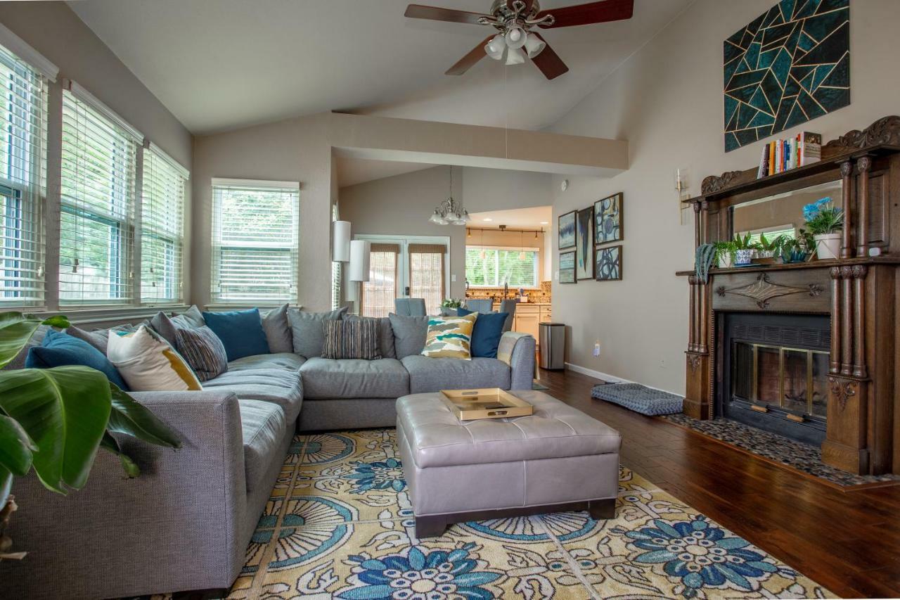 Comfortable, Family And Business Friendly 2Bd/2Ba House In North Austin Kültér fotó