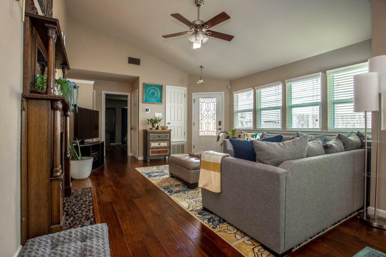 Comfortable, Family And Business Friendly 2Bd/2Ba House In North Austin Kültér fotó