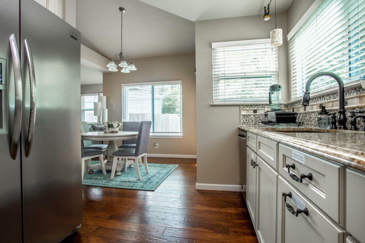 Comfortable, Family And Business Friendly 2Bd/2Ba House In North Austin Kültér fotó
